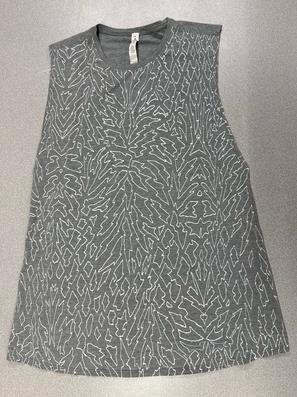 Lululemon Muscle Hustle Tank Top Grey White Abstract Lightning Print